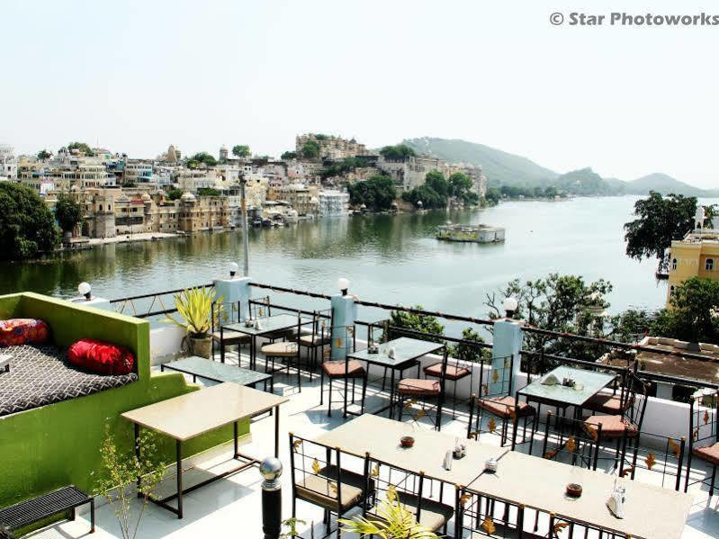 Hanuman Ghat On Pichola Hotel 2*