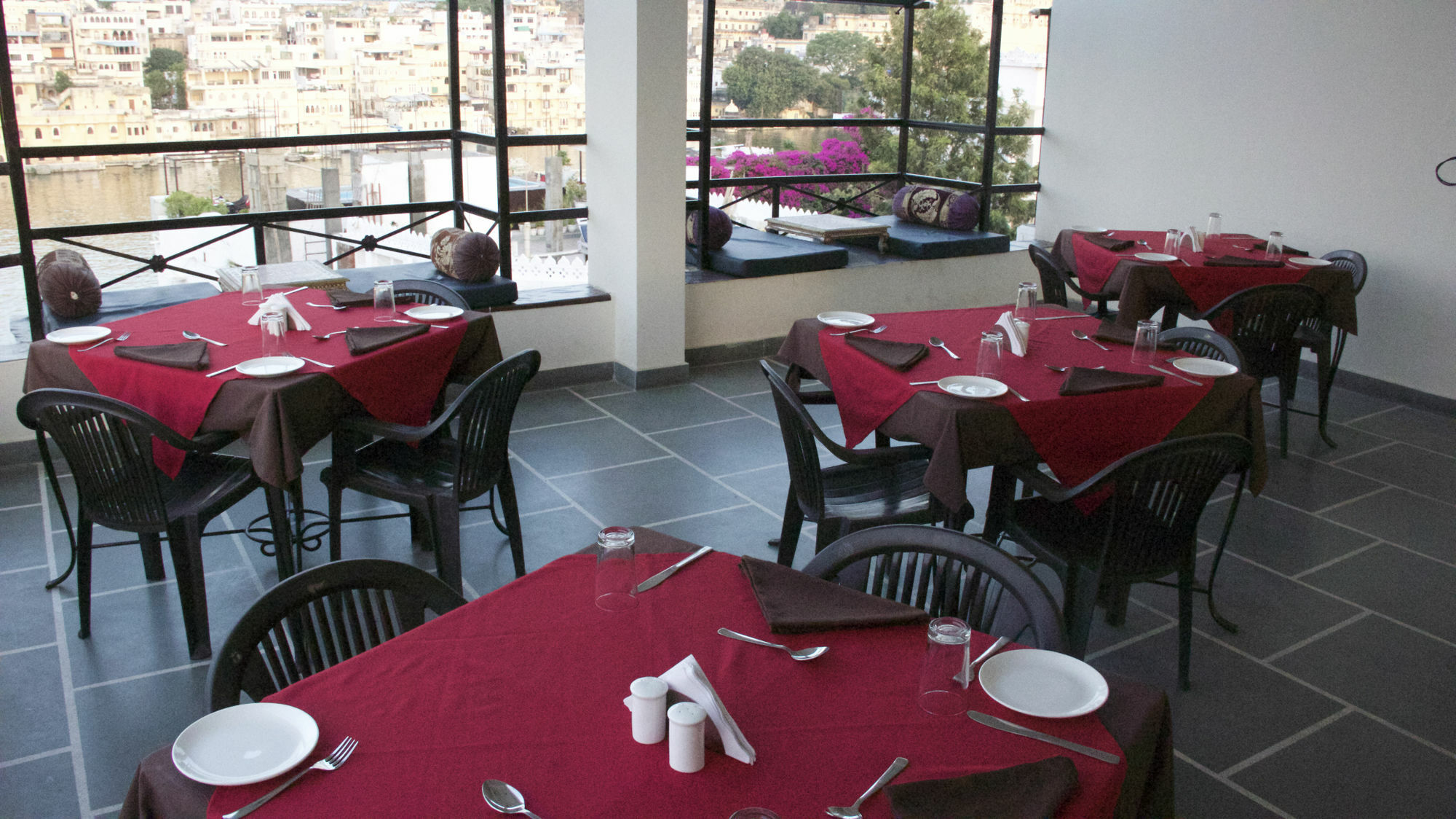 Madpackers 3* Udaipur
