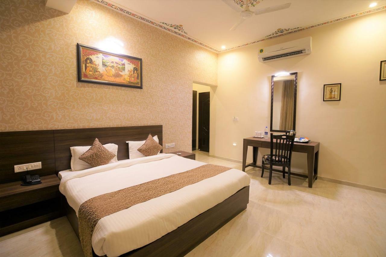 Hotel The View Palace Udaipur