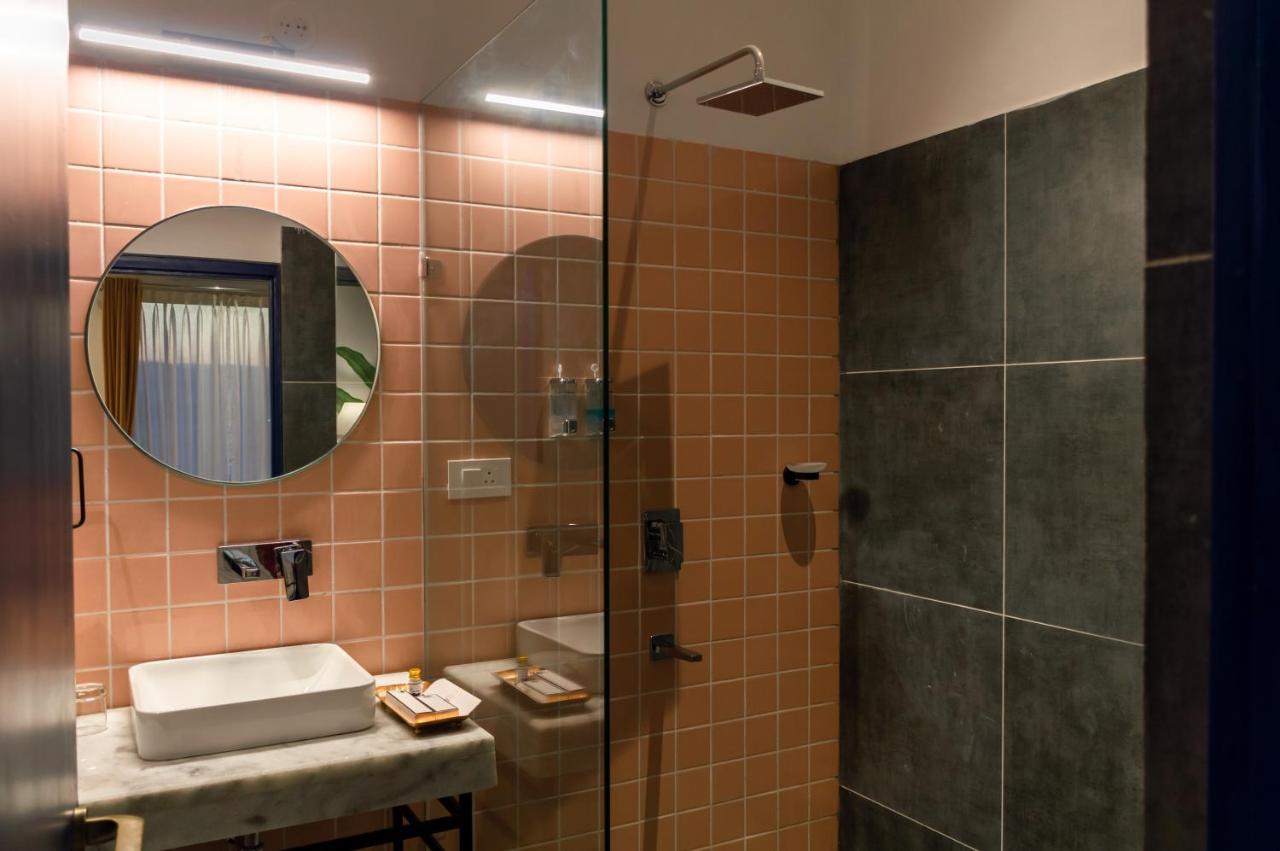 Casa Blanca Lakecity Hotel 4*