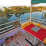 Hotel Rang Sagar Haveli