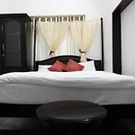S N Villa