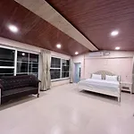 Lake City Villa