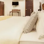 Hotel Devraj Niwas On Lake Pichola