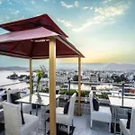 The Lake View Hotel- On Lake Pichola