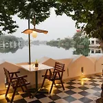 The Experience Resort-Lake Facing