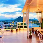 Hotel The Celebration By Amod Best Hotel & Rooftop