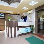 Hotel Opera Inn Near Central Bus Stand