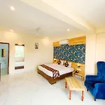 Hotel The Celebration By Amod Best Hotel & Rooftop