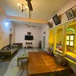 Tana Haveli - Heritage Stay In Udaipur Overlooing City Palace