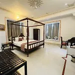 Boheda Palace Medi Pe Cafe & Restaurant City View Udaipur