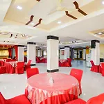 Hotel O Mahaveer Tower