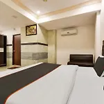Super Hotel O Ratnam Palace