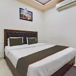 Super Hotel O Ratnam Palace