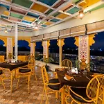 Asra Lake Heritage Hotel With Rooftop And Swimming Pool