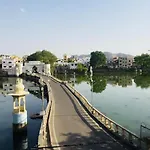 Pushpanand Guest House