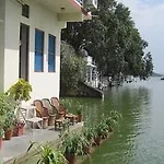 Jheel Hotel & Restaurant