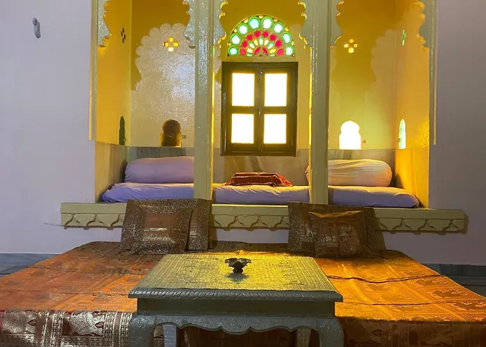 Tana Haveli - Heritage Stay In Udaipur Overlooing City Palace