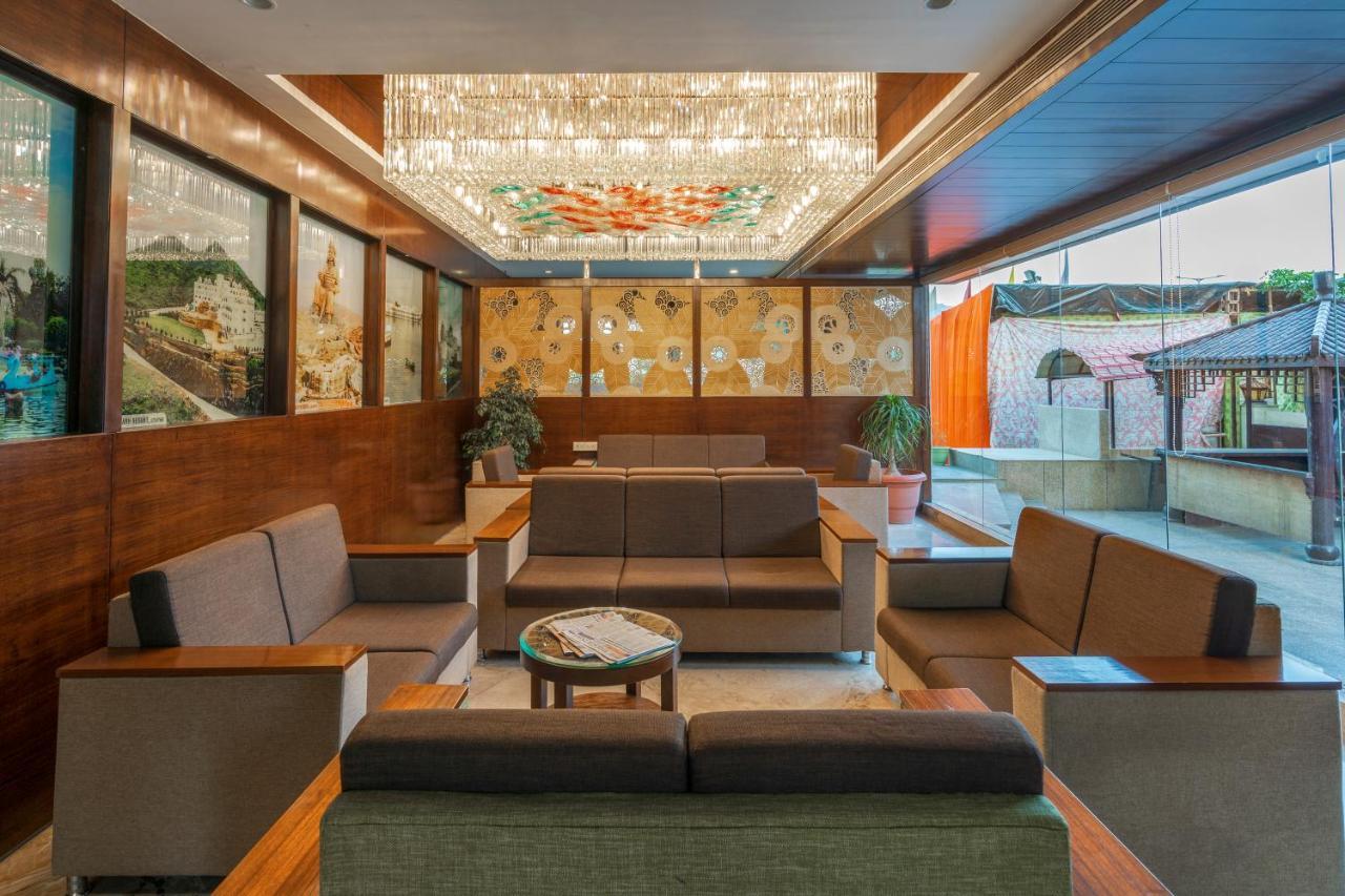 Hotel Yois