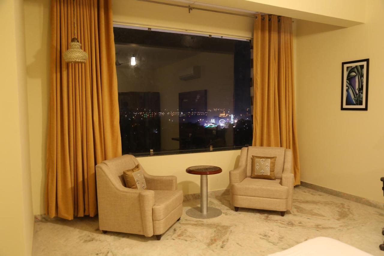 Regenta Mewargarh, Near Biological Park 4*