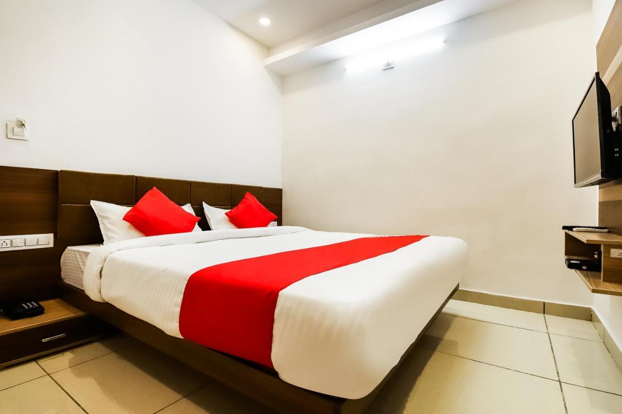Oyo 60873 Krishna Royal Residency Udaipur