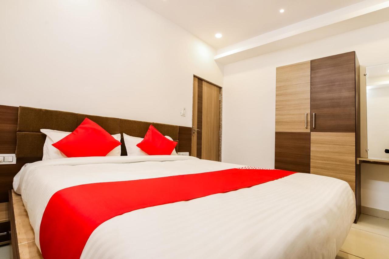 Hotel Oyo 60873 Krishna Royal Residency 3*