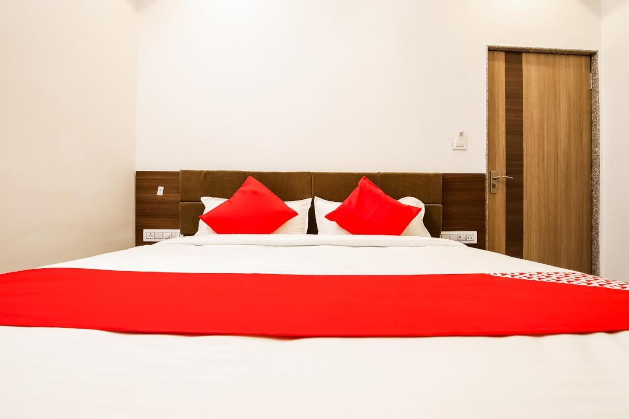 Oyo 60873 Krishna Royal Residency Hotel