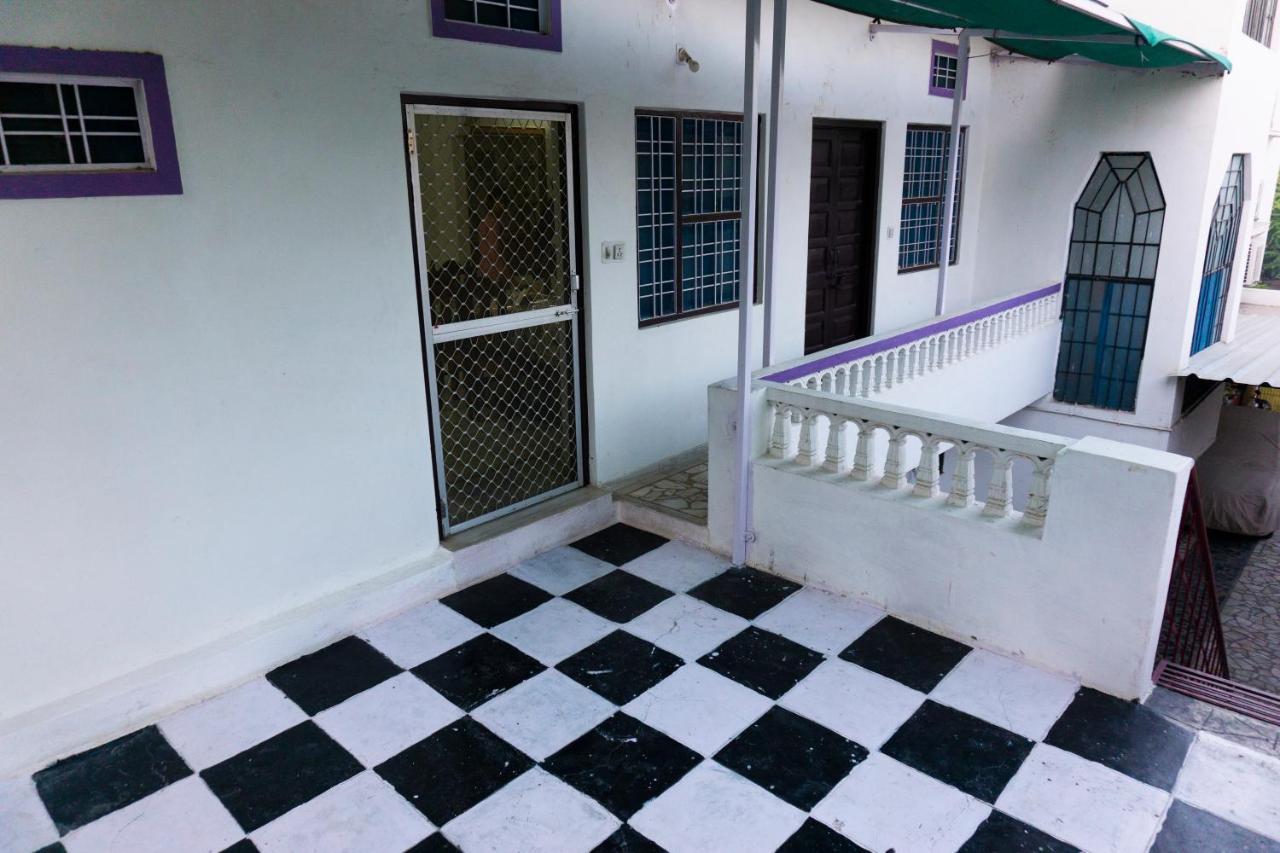 S N Villa Guest house