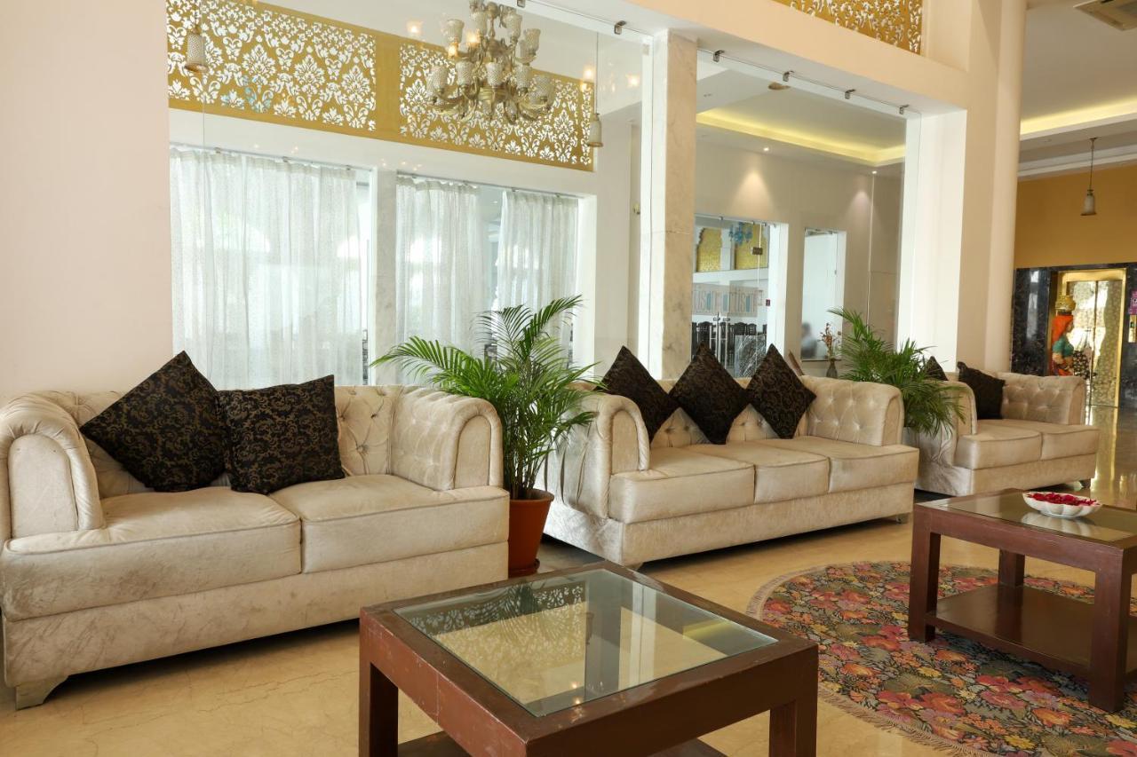 Regenta Mewargarh, Near Biological Park 4*