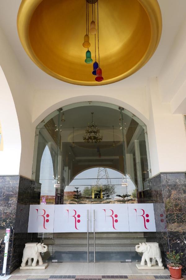 Regenta Mewargarh, Near Biological Park 4*