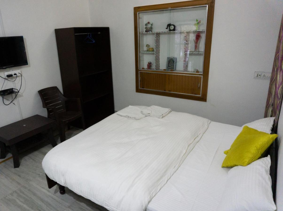 Guest house S N Villa