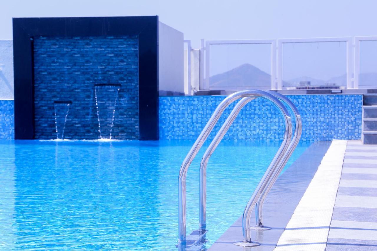 Khumani By Hills N Dunes 4*