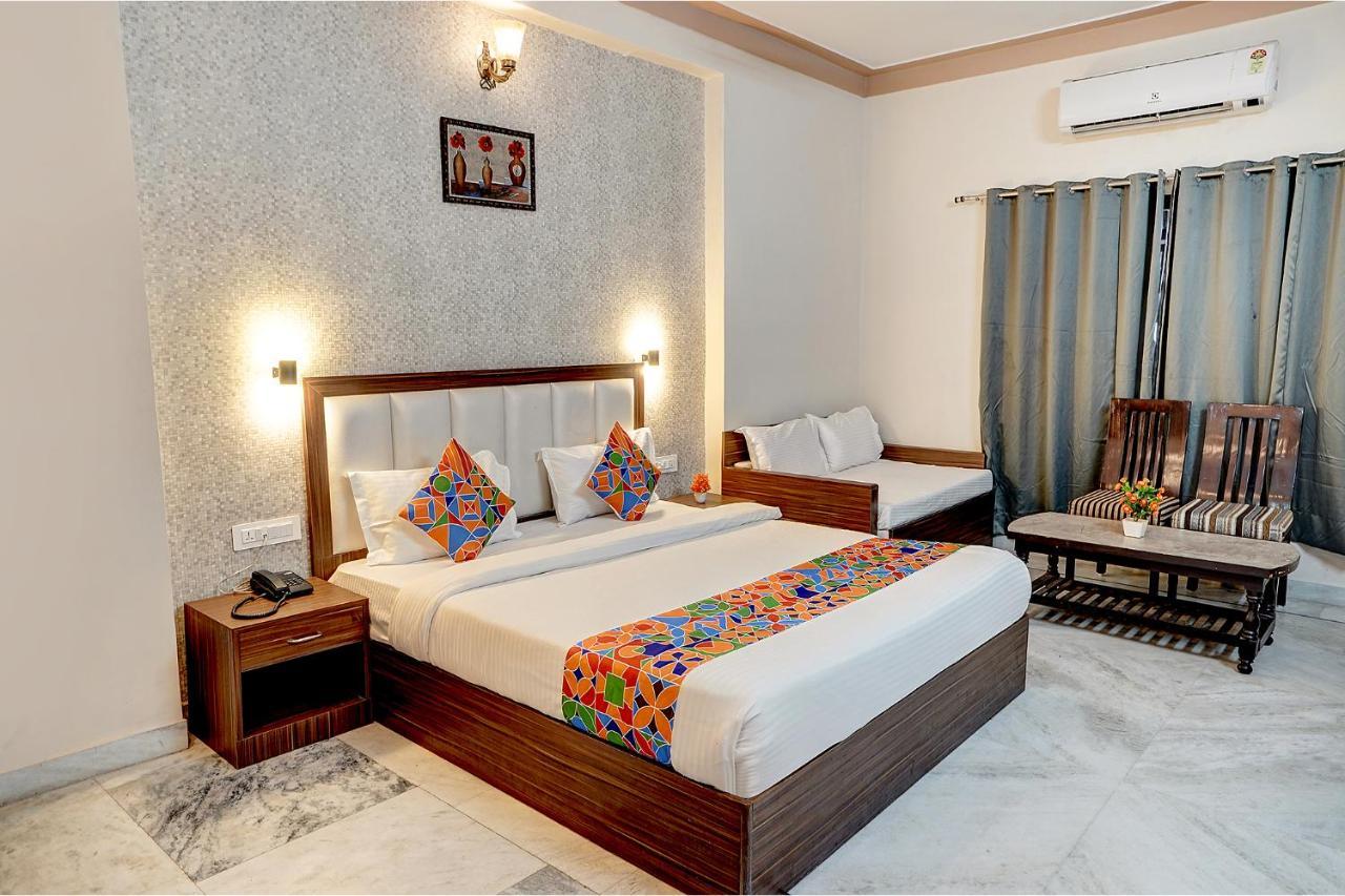 Fabhotel Hill Inn Paradise