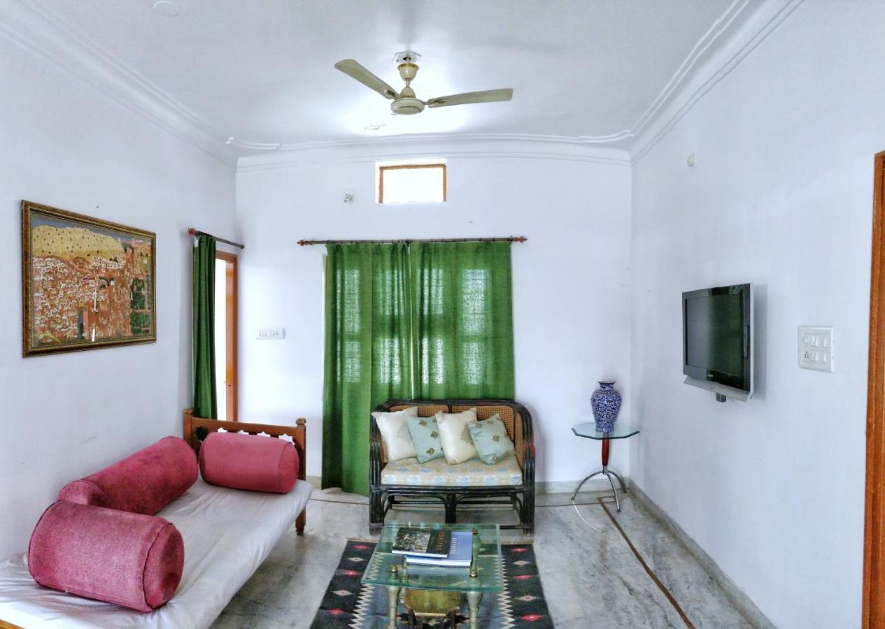 Villa Himmat's Abode- Rajput Family Run, Humble Farm Experience In The Heart Of Udaipur.