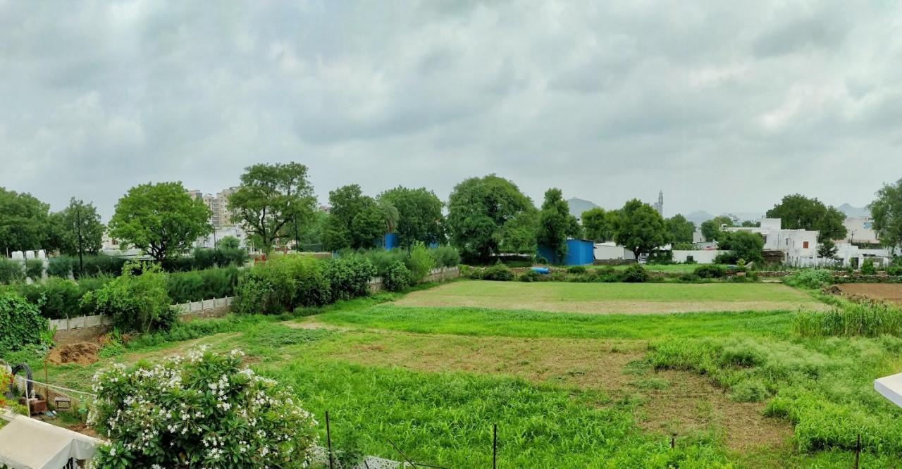 Himmat's Abode- Rajput Family Run, Humble Farm Experience In The Heart Of Udaipur.
