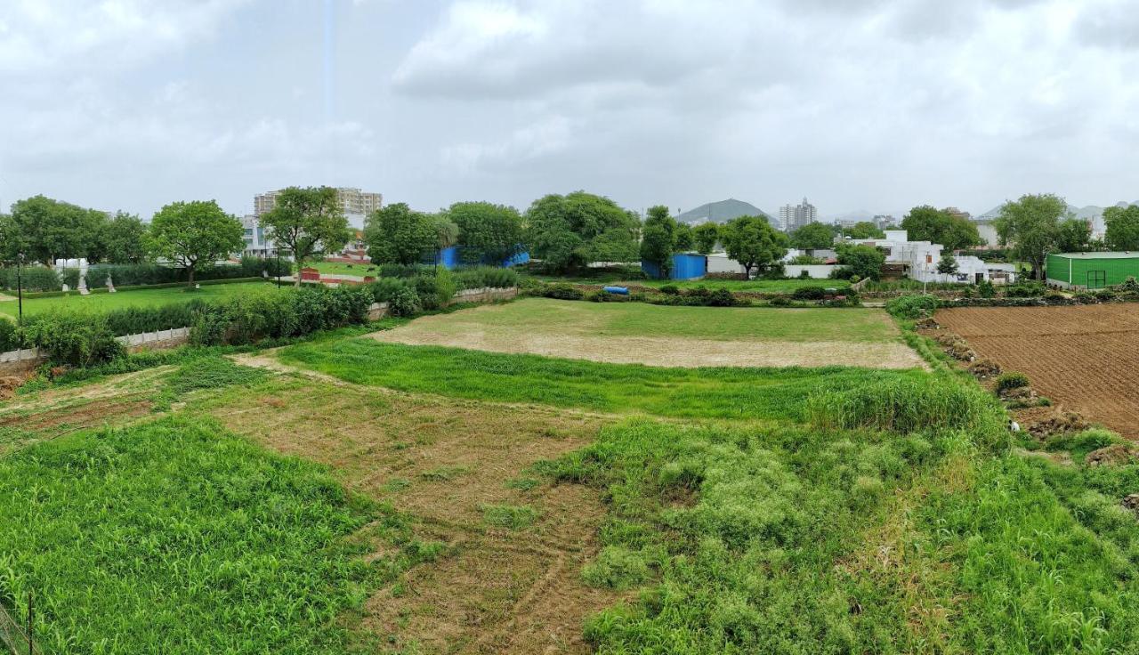 Himmat's Abode- Rajput Family Run, Humble Farm Experience In The Heart Of Udaipur. Villa Udaipur