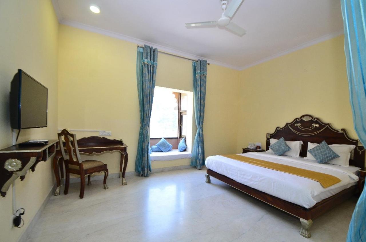 Aaram Baagh - A Luxury Nature Resort 4*