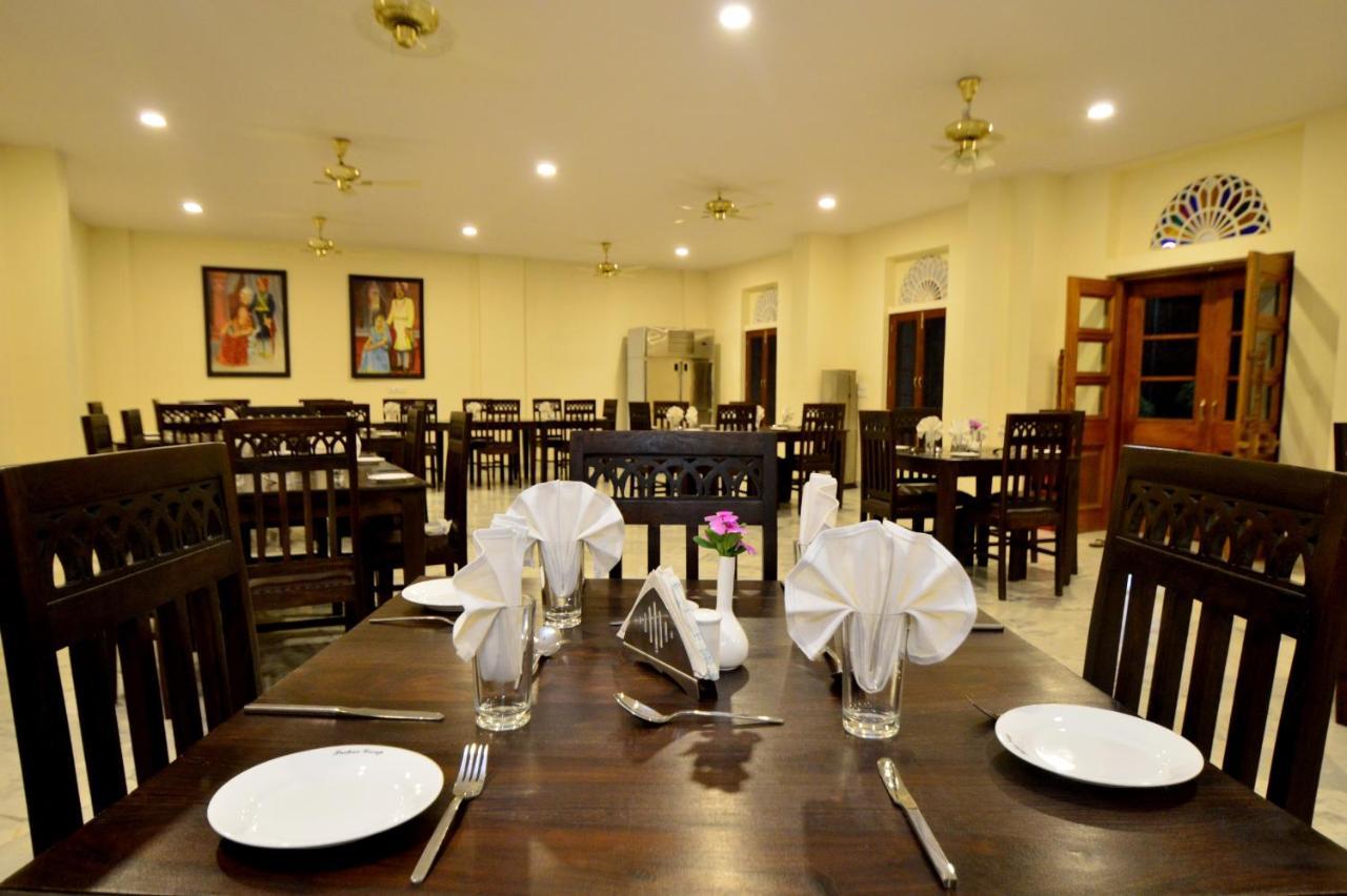 Resort Aaram Baagh - A Luxury Nature Udaipur