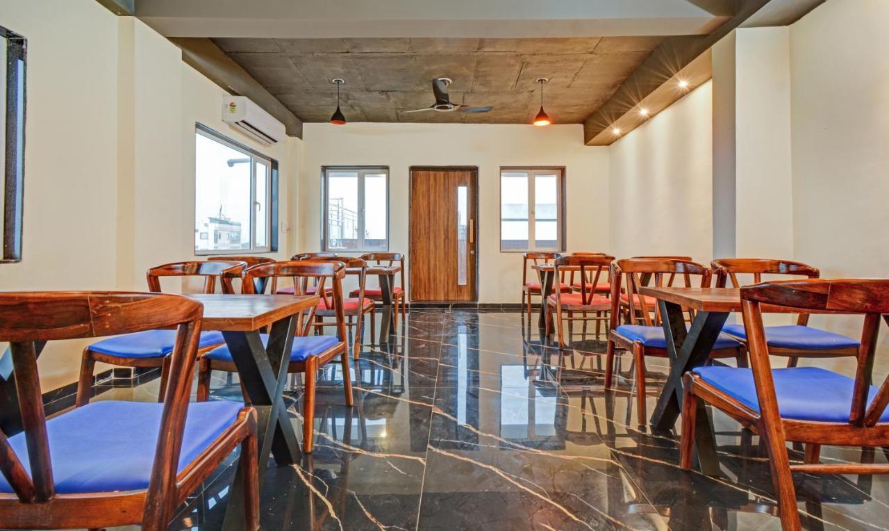 Tripli Le Shelton Hotel
