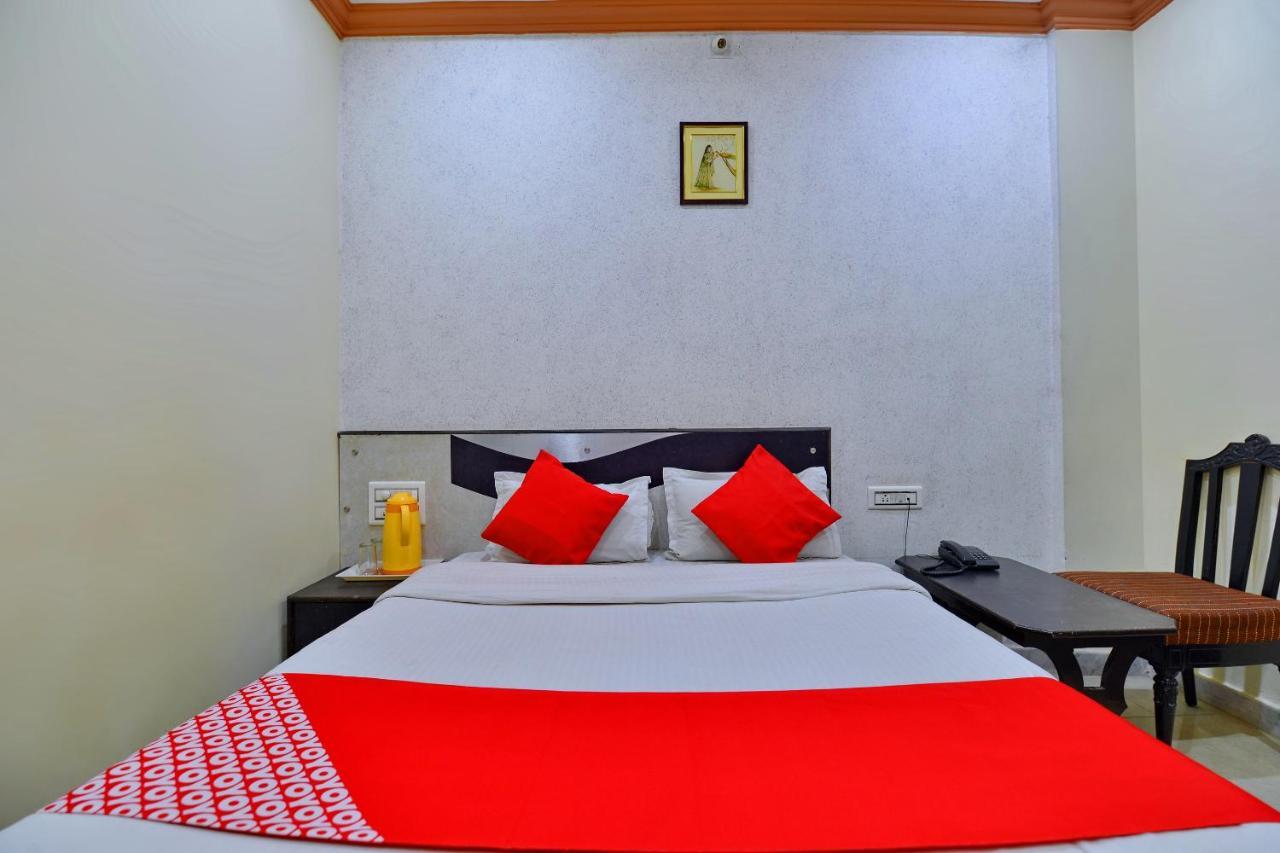 Hotel Oyo 6541 Relax 3*