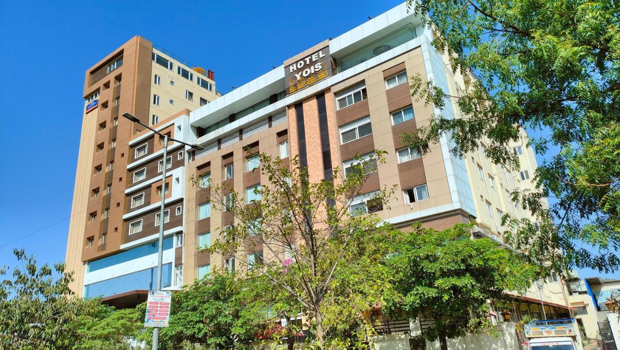 Yois Hotel 4*