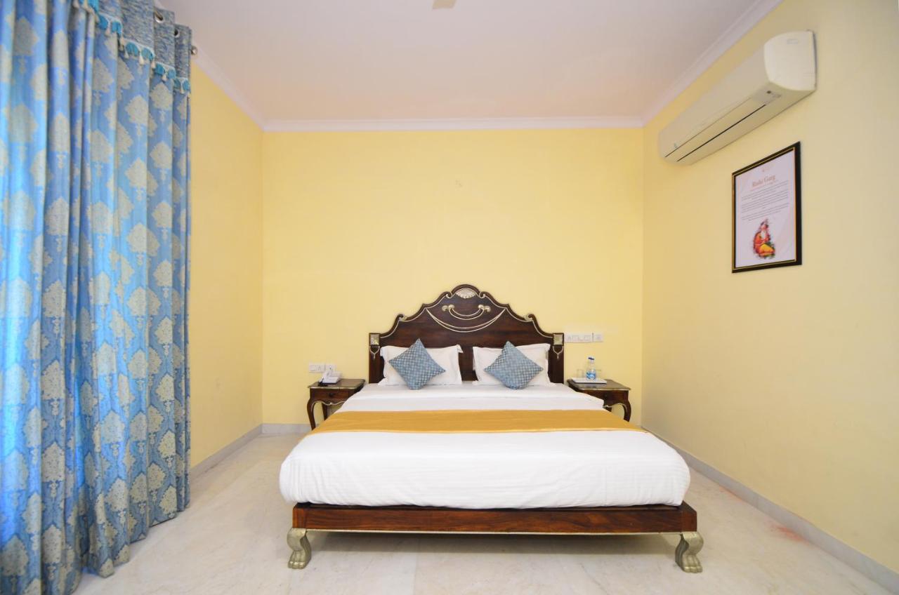 Resort Aaram Baagh - A Luxury Nature 4*