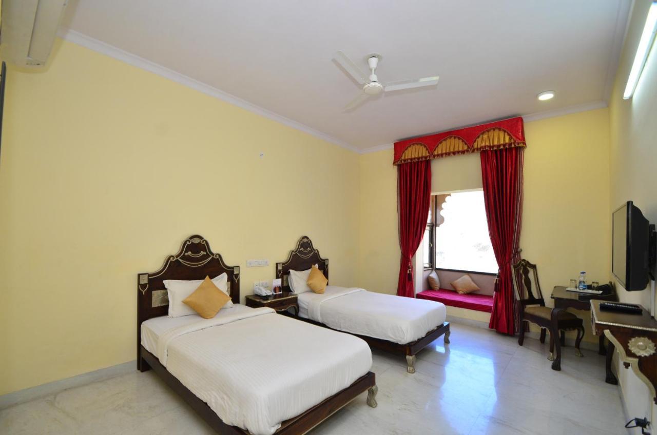 Resort Aaram Baagh - A Luxury Nature Udaipur