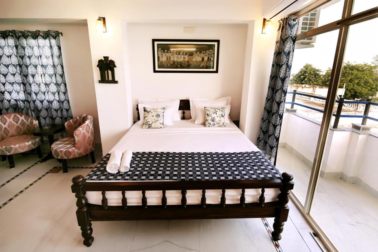 The View Hotel- On Pichola Hotel Udaipur