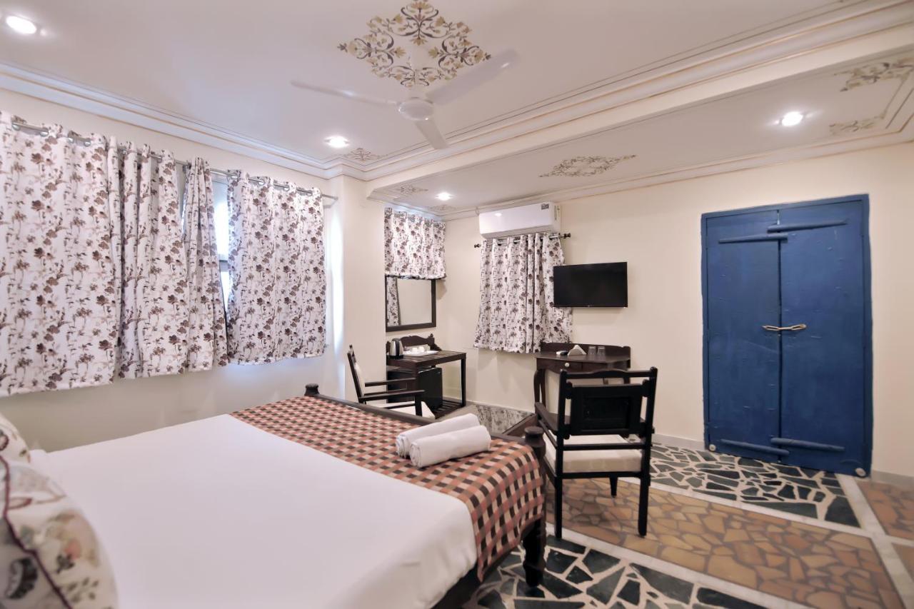 The View Hotel- On Pichola Hotel 3*