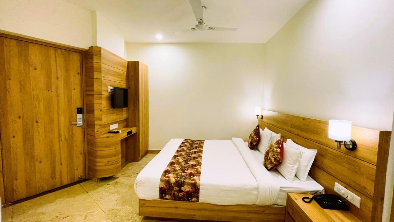Hotel Amantran Inn - City Centre 3*