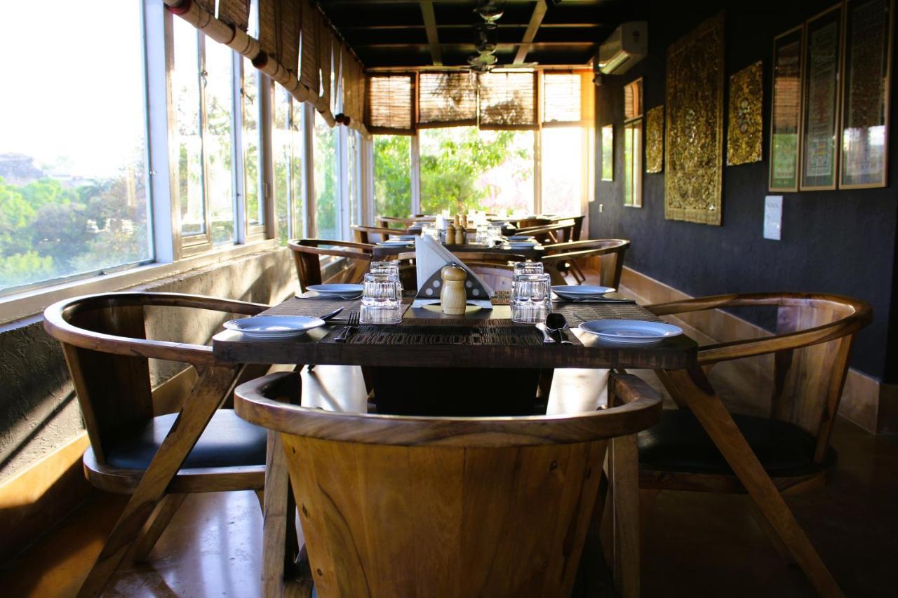 Tripli Shiv Hotel 3*