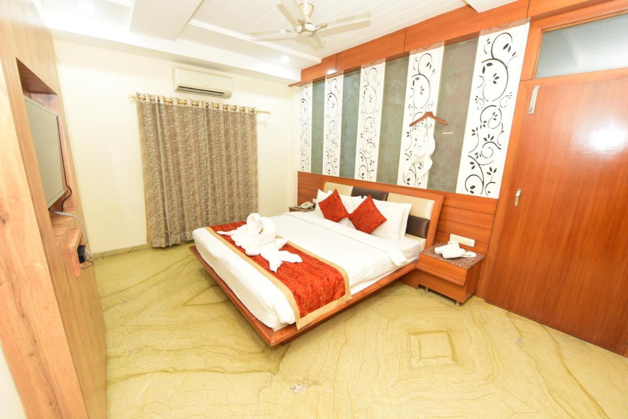 Yois Hotel