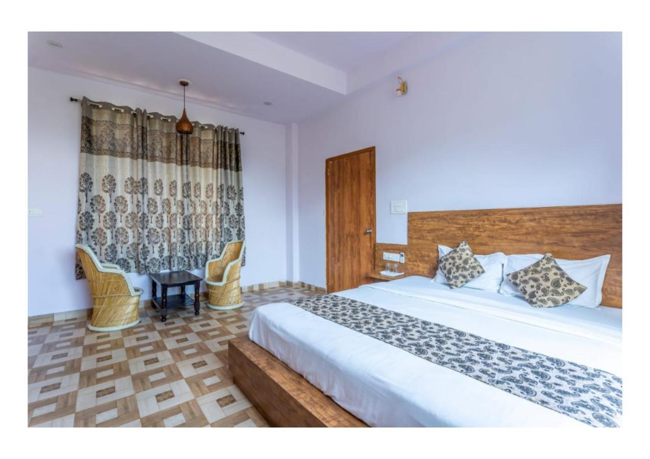 Heaven Hill 3bhk *