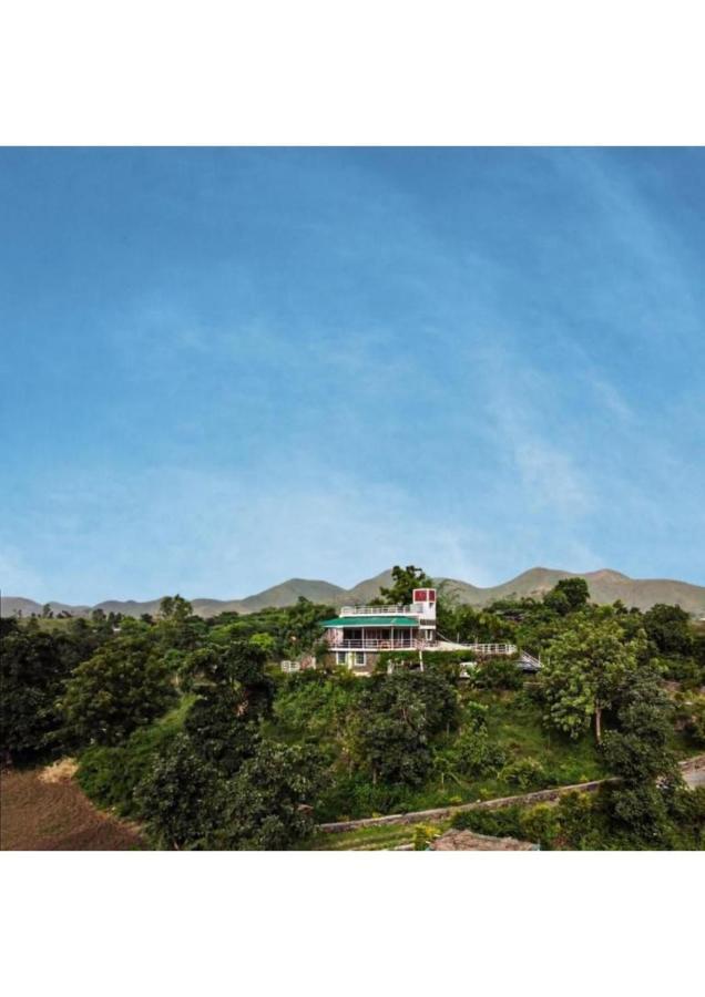 Lake City Villa *